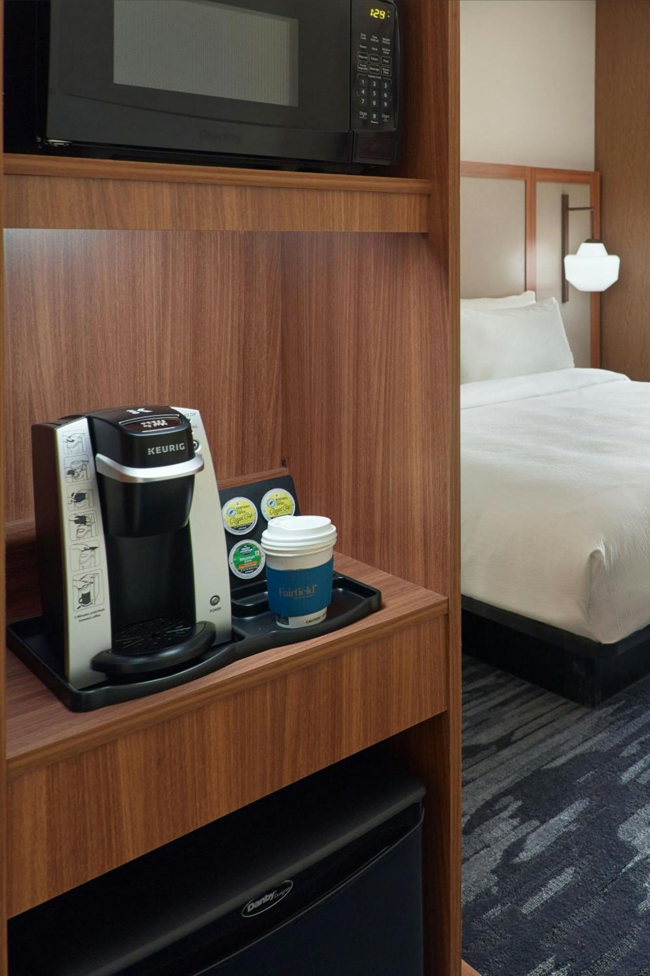 Fairfield Inn & Suites By Marriott Athens-University Area エクステリア 写真